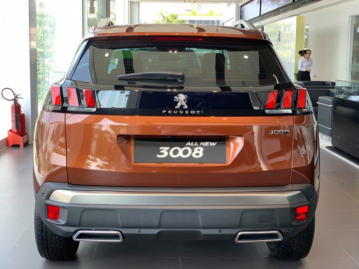 duoi-xe-Peugeot-3008