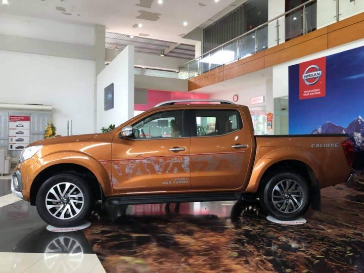 than-xe-Nissan-Navara-202