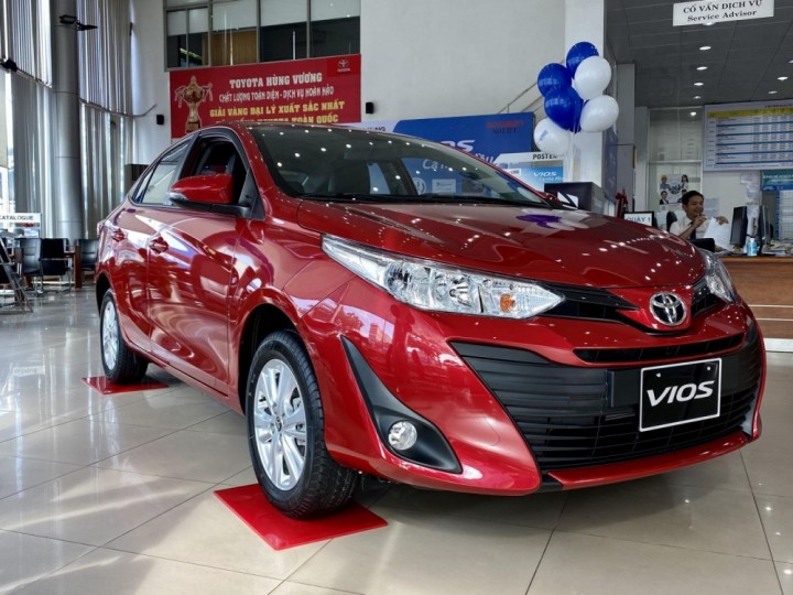 Dai ly nhan dat coc Toyota Vios 2021