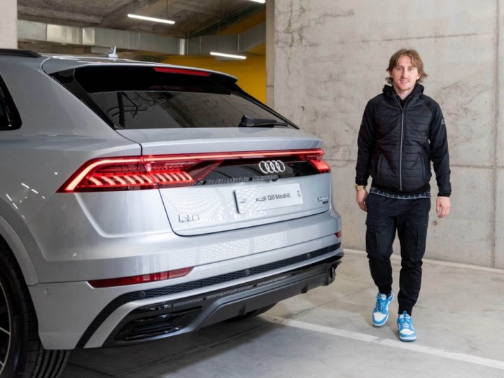 Dan sao FC Real Madrid duoc tang loat xe Audi hang hot