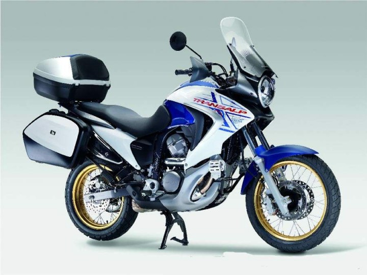 Honda-Transalp-6