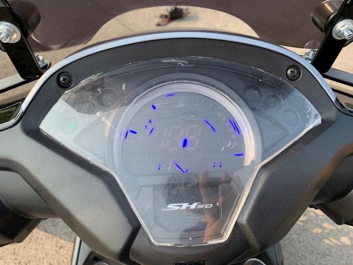 Mặt đồng hồ LCD