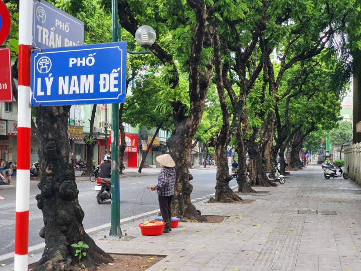 Lý Nam Đế - Hoàn Kiếm
