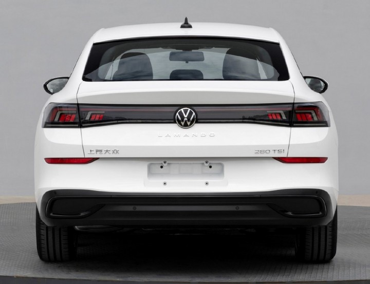 VW-Lamando-leaked-3