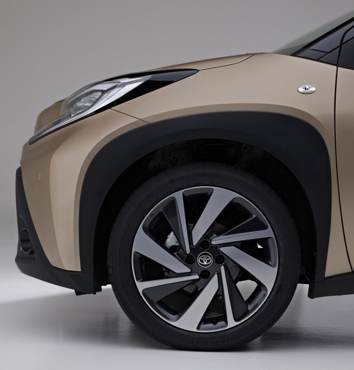toyotaaygoxginger10-1636106871807