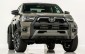 Toyota Hilux 2023 chính thức ra mắt, thêm trang bị đấu với Ford Ranger