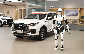Robot thay thế con người trong việc bán ô tô: Lợi ích, rủi ro và những câu hỏi còn bỏ ngỏ?