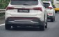 Hyundai Santa Fe che biển số bằng dòng chữ lạ trên cao tốc - Tài xế đối diện với án phạt hàng chục triệu đồng?