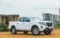 Nissan Navara giảm giá cả trăm triệu đồng, tạo lợi thế trước Ford Ranger