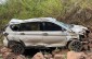 Điện Biên: Suzuki XL7 bị vò nát sau khi lao xuống vực, gia đình 5 người chỉ bị xây xát nhẹ