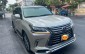 SUV hạng sang Lexus LX 570 2016 nhập Mỹ bán lại với giá khó tin sau 8 năm sử dụng